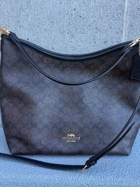 NWT Coach Laurel Large Shoulder Bag CY685 Signature Canvas/Gold/Walnut/Black